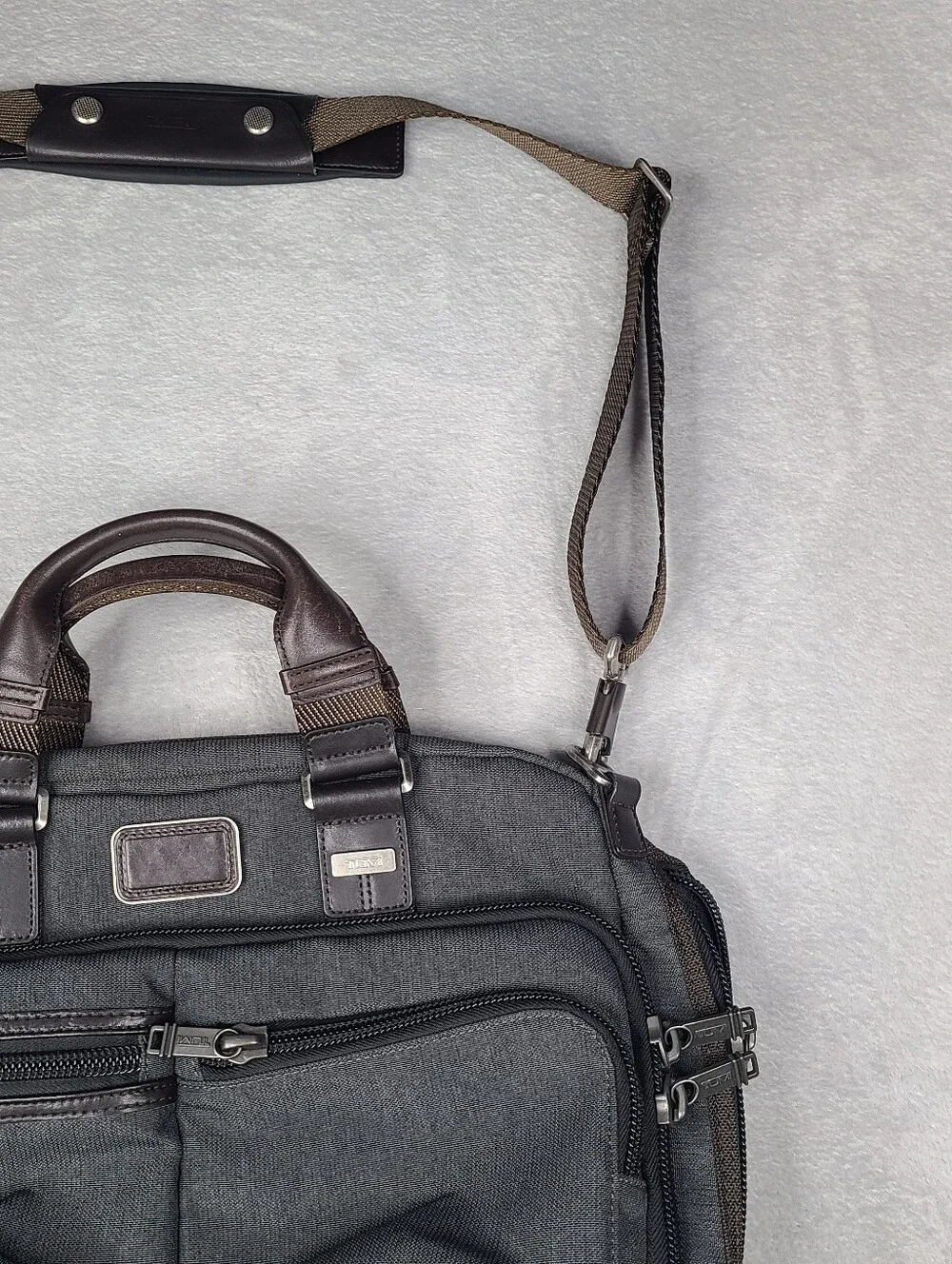 TUMI Alpha Bravo Men's Andersen Slim Commuter Brief Bag Grey